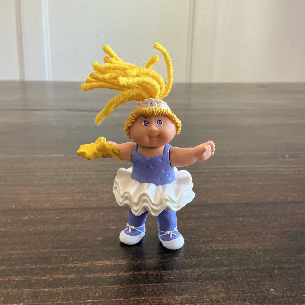 Vintage 1992 Cabbage Patch Kids Ballerina PVC Mini Figure Yellow‎ Yarn Hair 3.5"